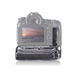 Meike-Battery-Grip-for-Canon-MK-70D-1