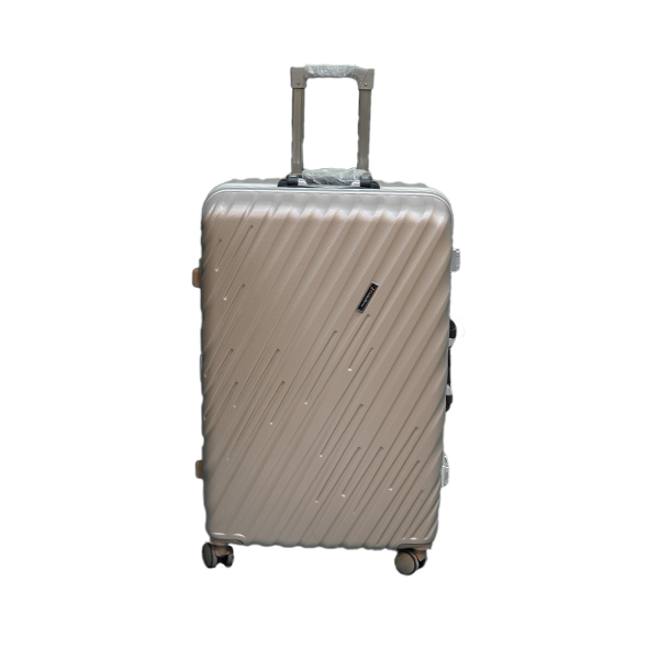 Lightweight hard shell luggage